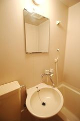 【洗面所】 | カーザ・フローラ