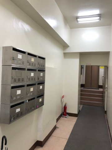 今井ビルのロビー