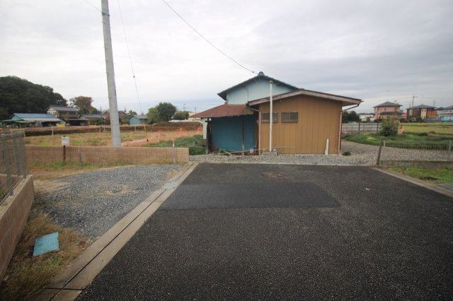 小山市間々田　区画2の前面道路含む現地写真|南側道路（2024年11月撮影）