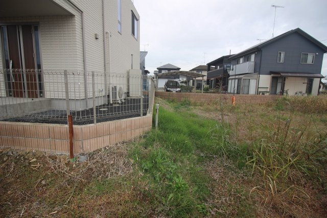 小山市間々田　区画2の外観|南西側との境界部分（2024年11月撮影）