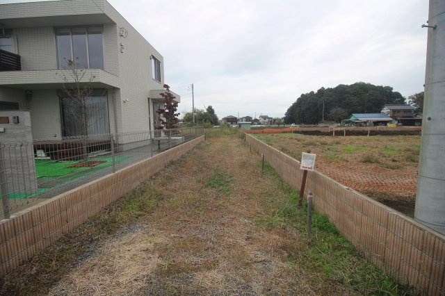 小山市間々田　区画2の外観|敷地内より敷延部分（2024年11月撮影）