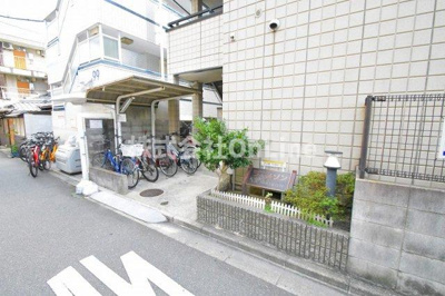 【エントランス】 | ラ・メゾン