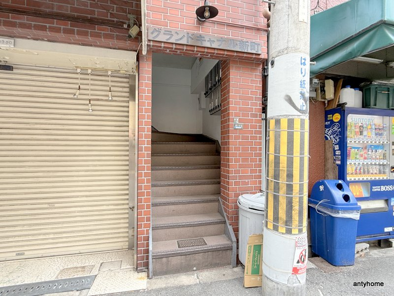 グランドキャナル新町　仲介手数料無料のエントランス