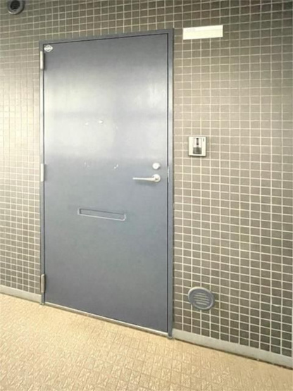 【玄関】 | メインステージ多摩川駅前
