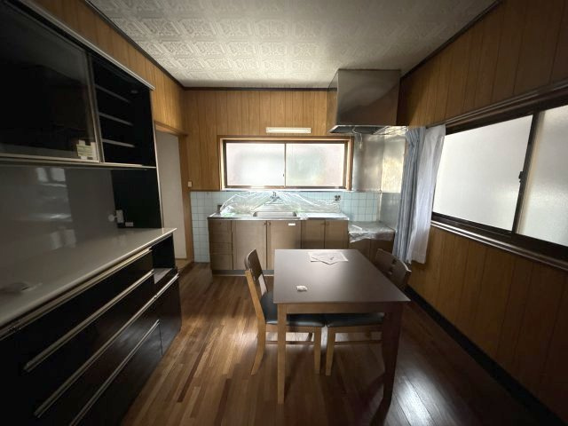 大津区恵美酒町1丁目IH戸建の居間・リビング