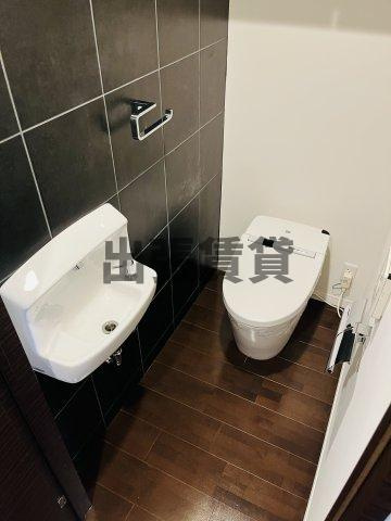 仲介手数料0！！VIVACEのトイレ