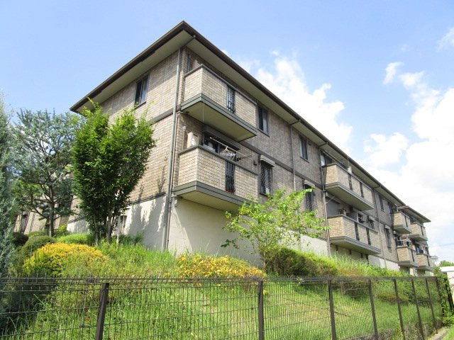 リンデンバウムD棟の外観
