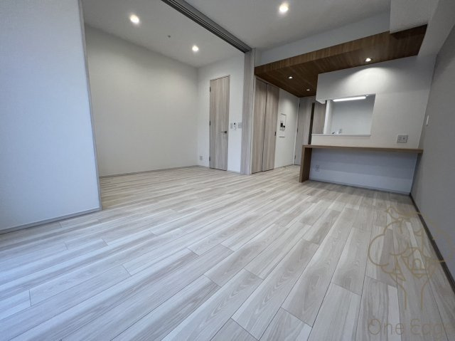 CASA REGULUS FUKUSHIMA NODAの居間・リビング