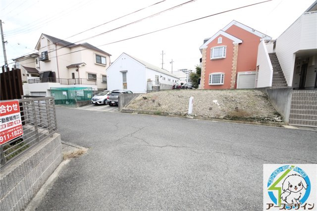 神戸市西区池上２丁目の中古一戸建の前面道路含む現地写真|前面道路含む現地写真です