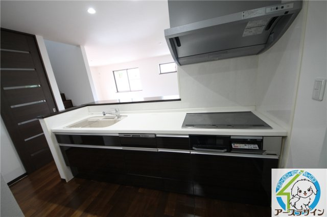 神戸市西区池上２丁目の中古一戸建のキッチン|コンパクトなキッチンで掃除もラクラク