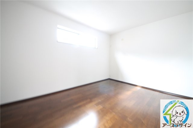 神戸市西区池上２丁目の中古一戸建の洋室|明るい洋室です