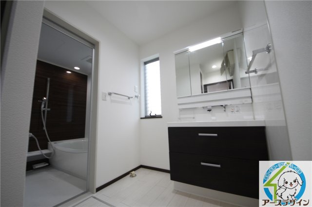 神戸市西区池上２丁目の中古一戸建の独立洗面台|独立洗面化粧台付き