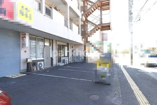 コーポ愛宕のエントランス