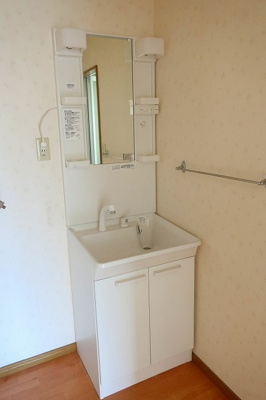 【独立洗面台】 | ベルセゾン新崎 | 洗面化粧台あり