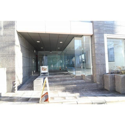 【エントランス】 | アルファゾーンビル |  