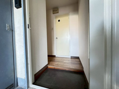 【玄関】 | ヴァンテーヌ