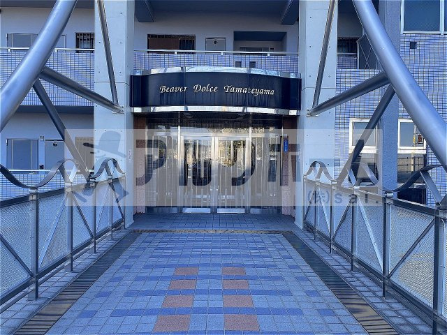 ビーバードルチェ玉手山のエントランス