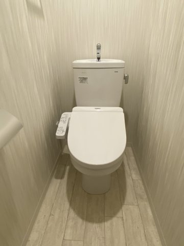 隆和のトイレ