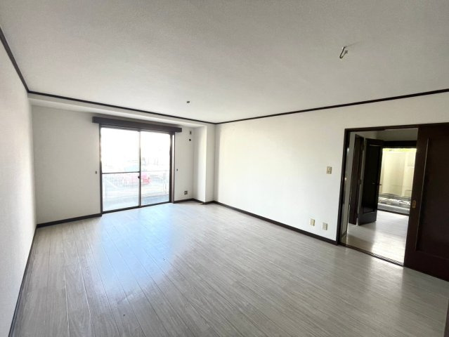 グリーン藤の内装