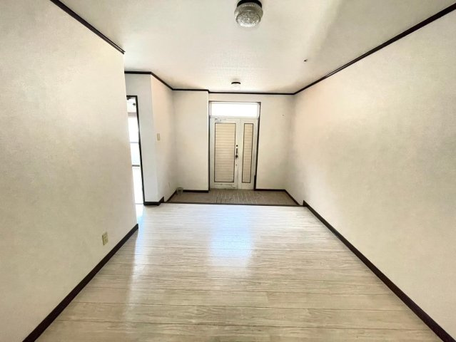 グリーン藤の内装