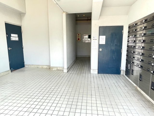 グリーン藤の玄関