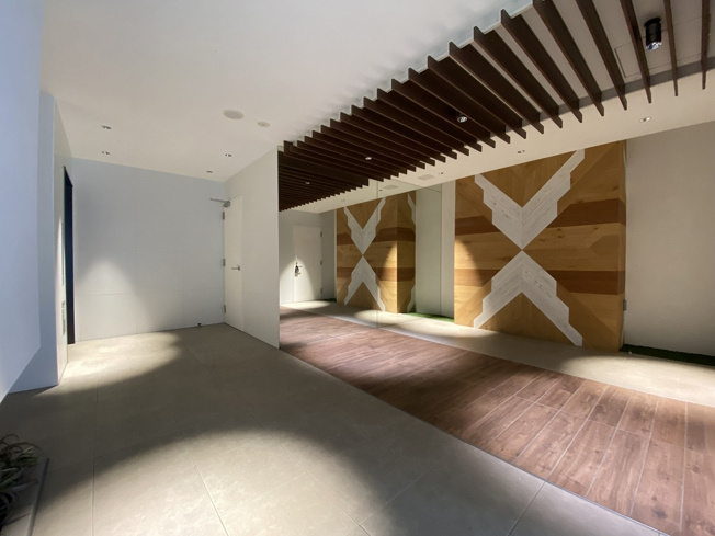 【ロビー】Log Shinagawa Surfside
