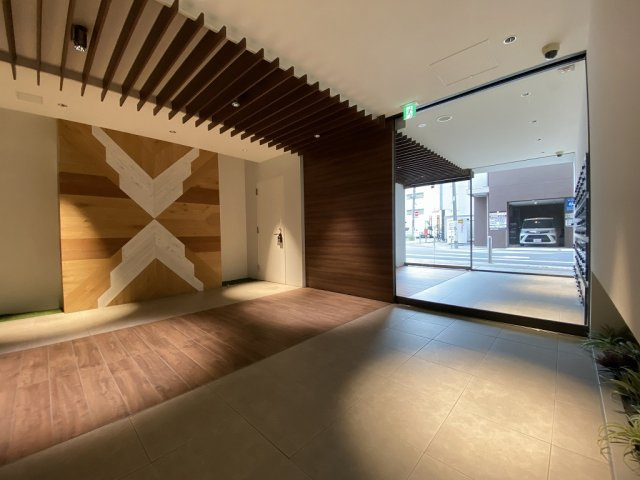 【ロビー】Log Shinagawa Surfside