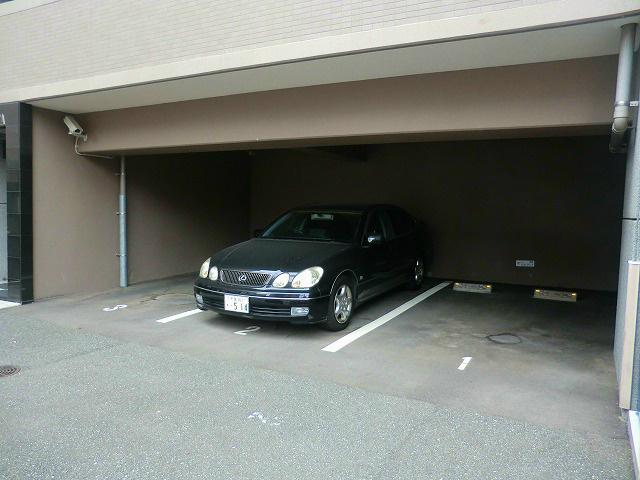 【駐車場】ダイナコートエスタディオ博多