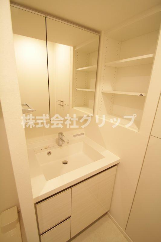 パークアクシス横濱関内スクエアの独立洗面台