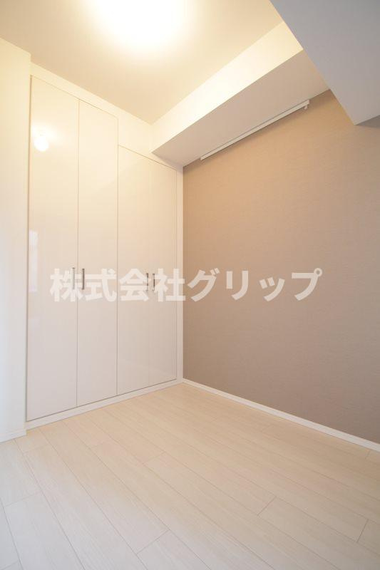 パークアクシス横濱関内スクエアの洋室