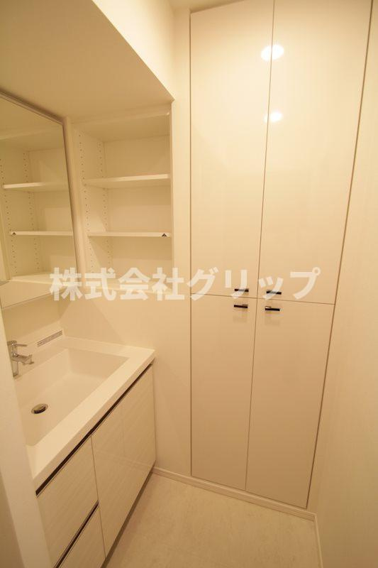 パークアクシス横濱関内スクエアの独立洗面台