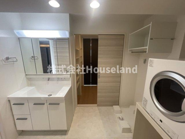 D-ROOM和歌山黒田の洗面所