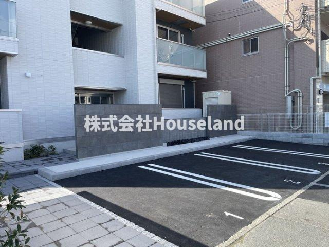 D-ROOM和歌山黒田の駐車場