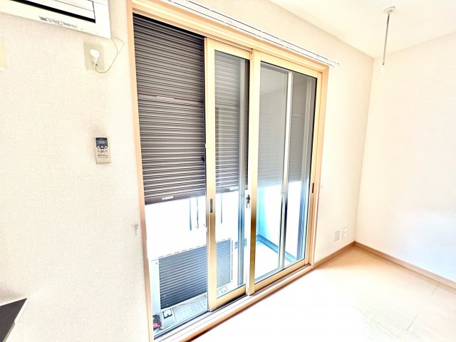 b’CASA四街道Ⅱre-born のセキュリティ|シャッター付き