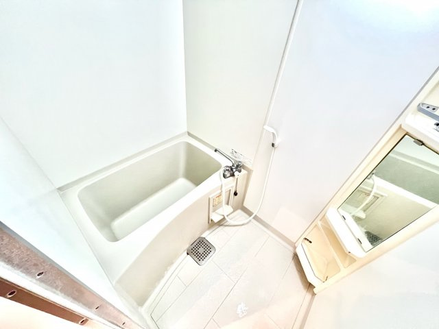 b’CASA四街道Ⅱre-born の浴室|※別部屋参考写真