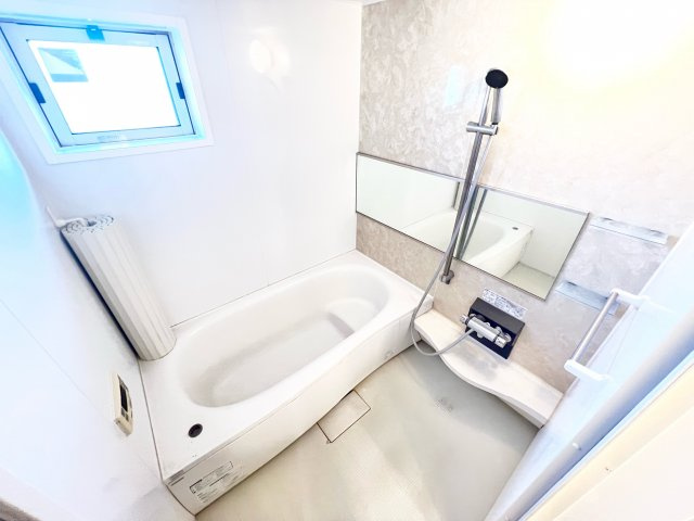クレーネーの浴室|※別部屋参考写真