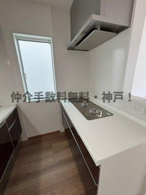 【キッチン】 | 神戸市長田区松野通3丁目　新築戸建6号地　仲介手数料無料！ | 使いやすいキッチンです