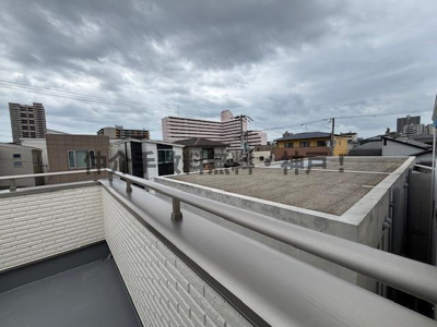 【バルコニー】 | 神戸市長田区松野通3丁目　新築戸建6号地　仲介手数料無料！ | 落ち着いた時間を過ごせるバルコニーです