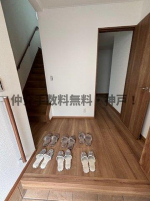 【玄関】 | 神戸市長田区松野通3丁目　新築戸建6号地　仲介手数料無料！ | 玄関です