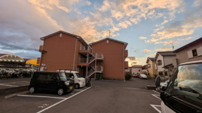 【外観】 | オリーブ鶴原