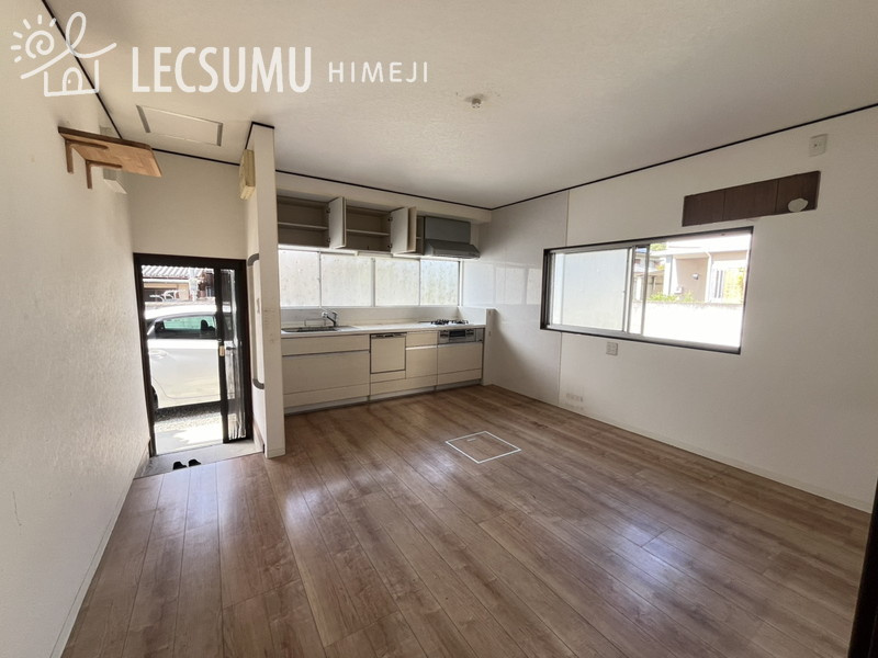 姫路市飾東町唐端新/中古戸建のキッチン