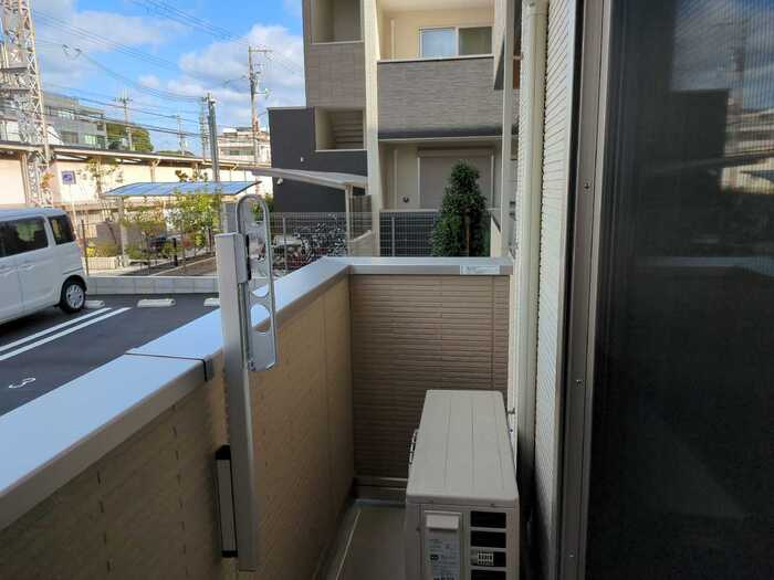 泉大津市東助松町１丁目のハイツのバルコニー|お洗濯にも便利なバルコニー付き