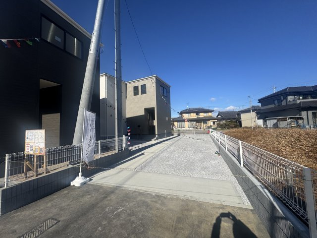 新築　太田市泉町第4　Livele Garden.S　１号棟の駐車場|現地写真　駐車スペースは2台分可能です！

