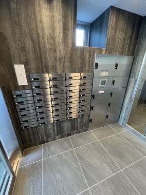 【ロビー】 | ウインズコート桜塚