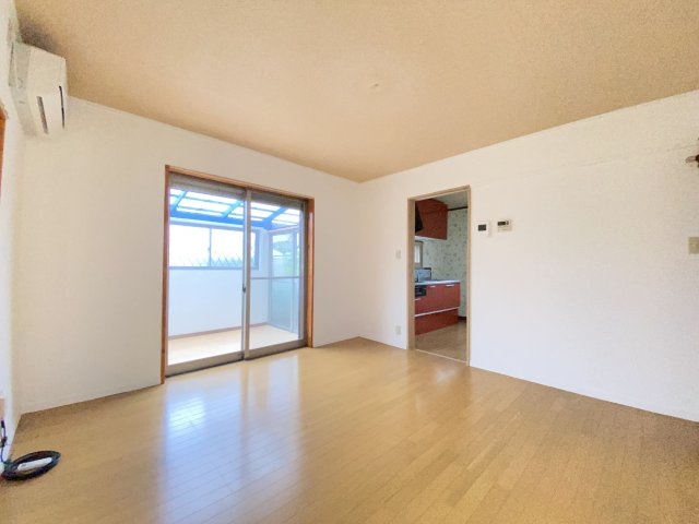 【居間・リビング】