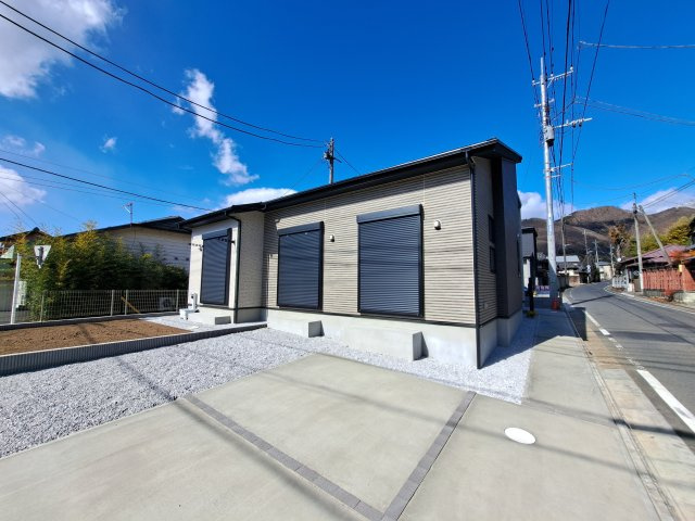 新築　桐生市堤町１丁目　Blooming　Garden　2号棟の外観|現地写真　完成しました！ご内覧等、お気軽にお問合せください♪　							

