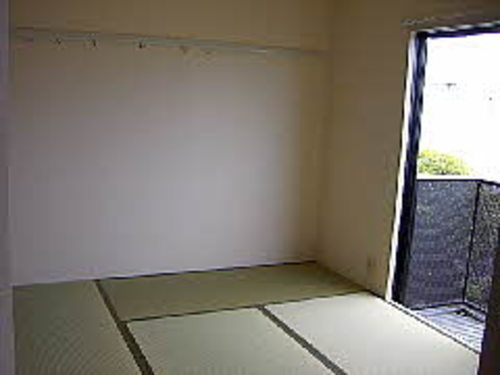 ロージーコートの和室|明るい和室です