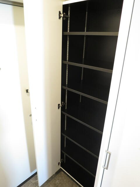 アルカディアⅡの収納|★大型シューズＢＯＸ付