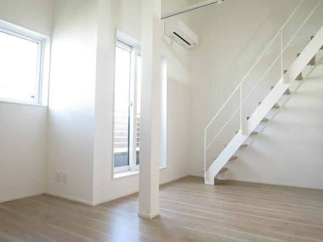 アルカディアⅡの洋室