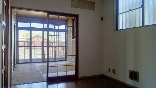 【居間・リビング】